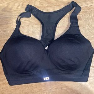 32 DD VSX sports bra 32 E